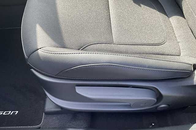 Hyundai TUCSON 1.6T 239 Hybrid Black Line 5dr Auto White