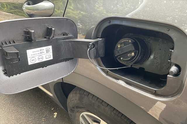 Hyundai SANTA FE 1.6 TGDi Hybrid Premium 5dr Auto