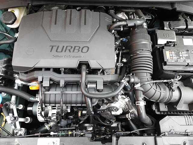 Hyundai BAYON HATCHBACK 1.0 TGDi Premium 5dr Green