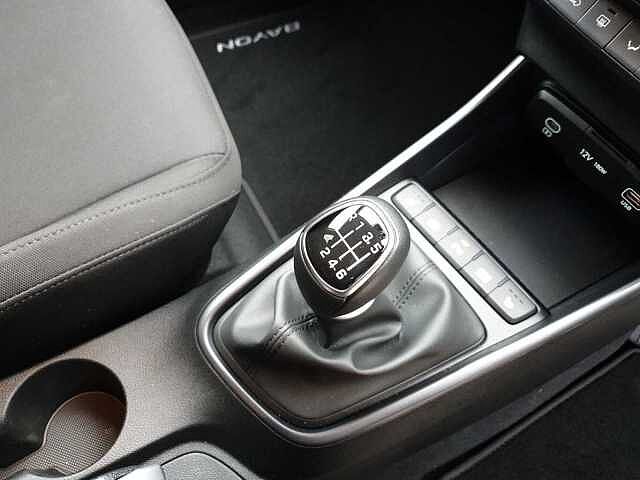 Hyundai BAYON HATCHBACK 1.0 TGDi Premium 5dr Green