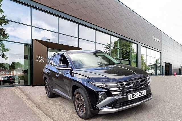 Hyundai TUCSON ESTATE 1.6T Plug-in Hybrid Premium 5dr Auto Black