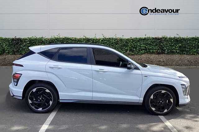 Hyundai KONA E (218ps) N Line S White