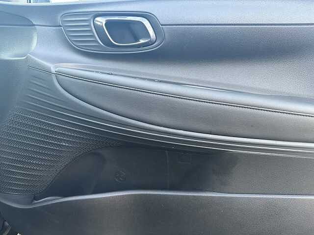 Hyundai BAYON 1.0 T-GDi (100ps) Premium Grey