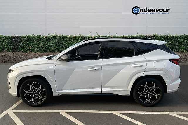 Hyundai TUCSON 1.6 TGDi Plug-in Hybrid N Line S 5dr 4WD Auto White