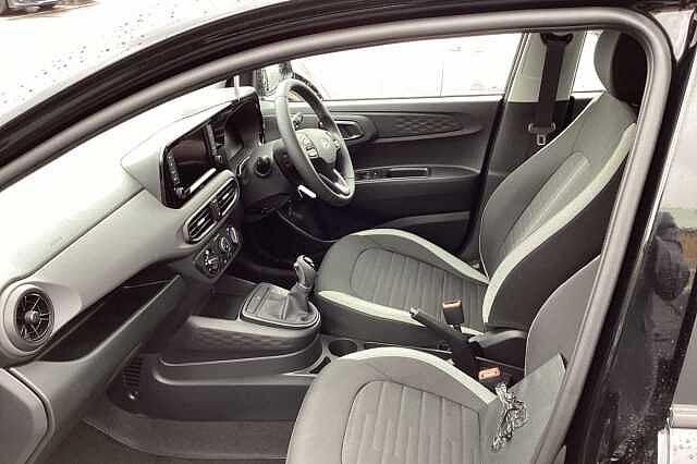 Hyundai I10 1.2 [79] Advance 5dr Auto [Nav] Hatchback Black
