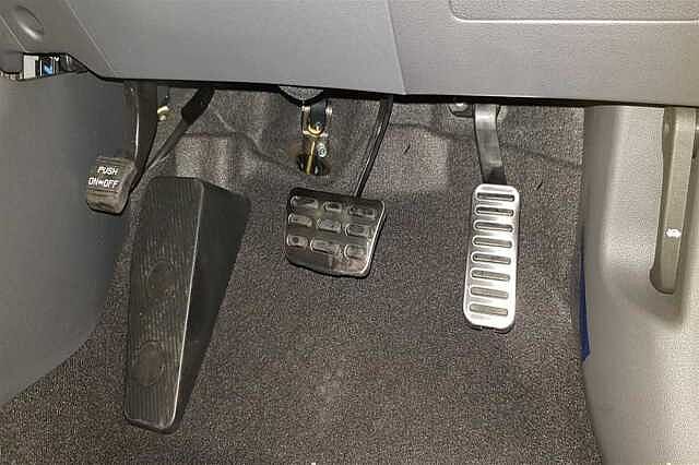 Hyundai IONIQ 1.6 GDi (105ps) Premium SE Plug-in Hybrid