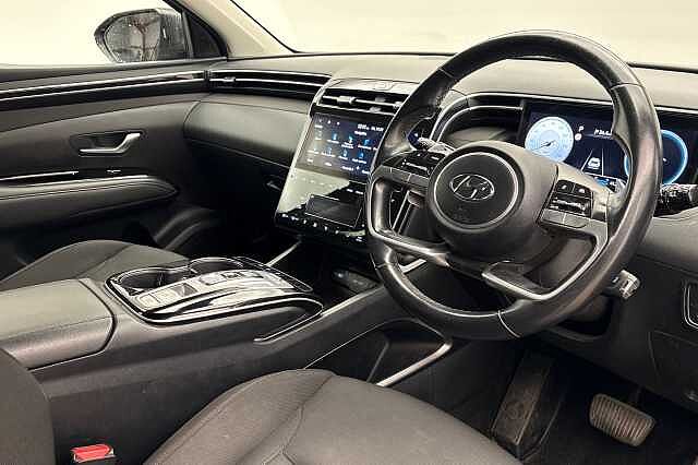 Hyundai TUCSON 1.6 TGDi Hybrid 230 SE Connect 5dr 2WD Auto Grey