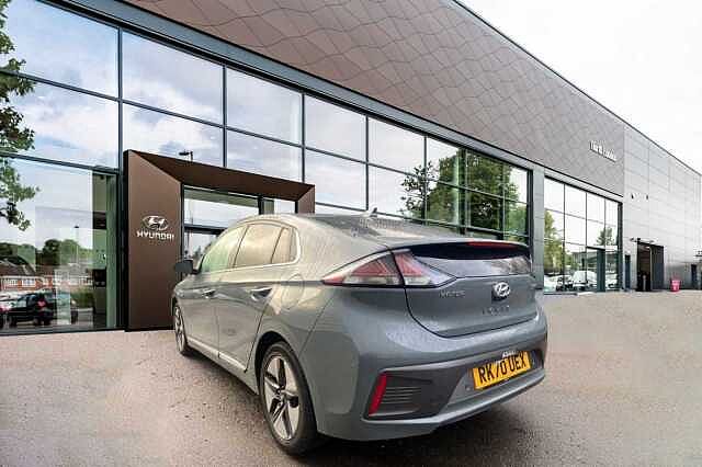 Hyundai IONIQ 1.6 GDi (105ps) Premium SE Hybrid DCT 5Dr HB