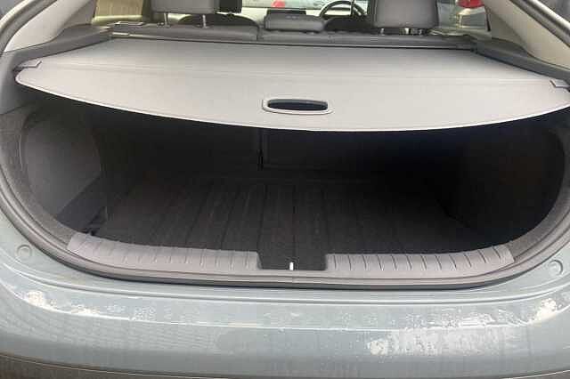 Hyundai IONIQ 1.6 GDi (105ps) Premium SE Hybrid DCT 5Dr HB