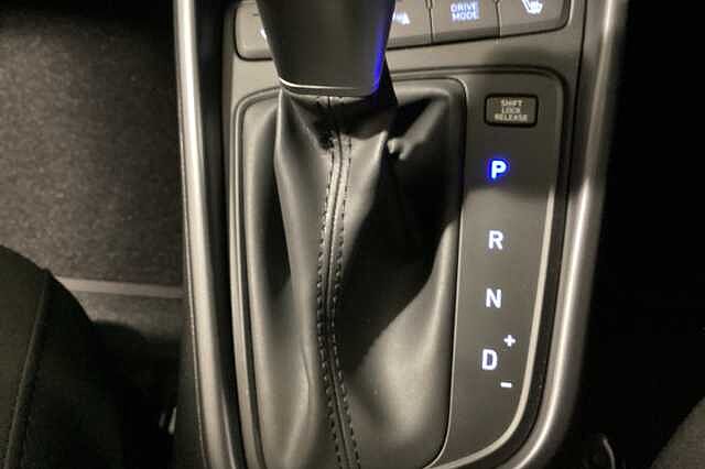 Hyundai I20 1.0T GDi Premium 5dr DCT Hatchback White