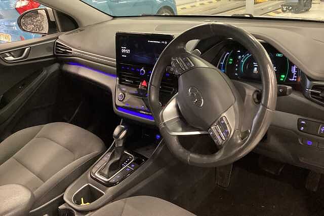 Hyundai IONIQ 1.6 GDi Hybrid Premium 5dr DCT
