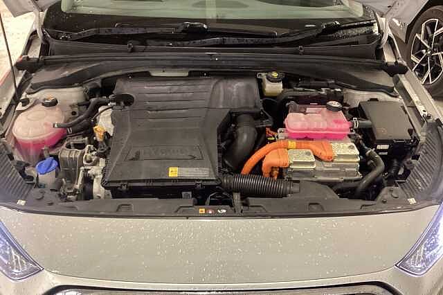 Hyundai IONIQ 1.6 GDi Hybrid Premium 5dr DCT