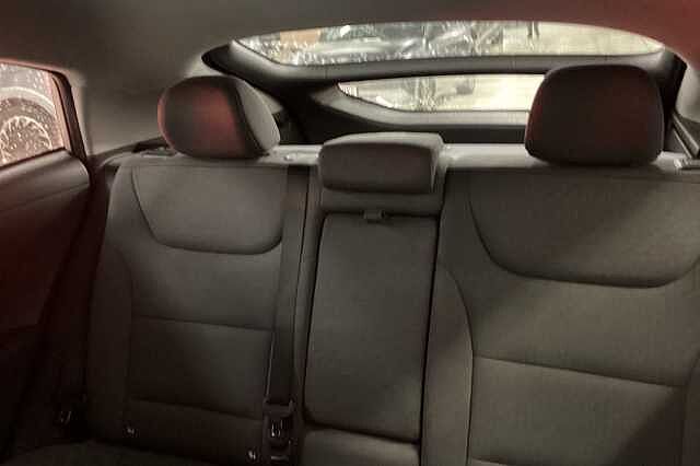 Hyundai IONIQ 1.6 GDi Hybrid Premium 5dr DCT