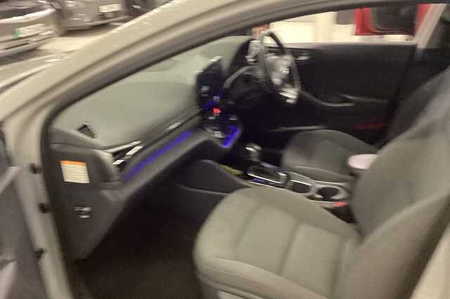 Hyundai IONIQ 1.6 GDi Hybrid Premium 5dr DCT