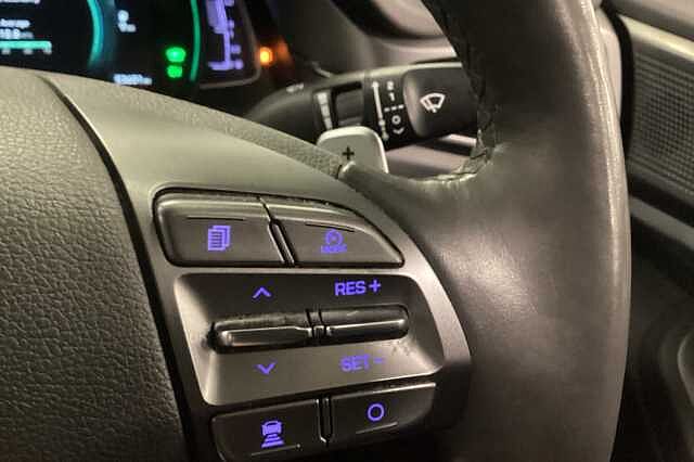 Hyundai IONIQ 1.6 GDi Hybrid Premium 5dr DCT