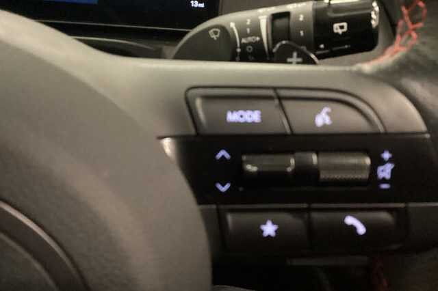 Hyundai TUCSON 1.6T 48V MHD N Line S 5dr 4WD DCT Red