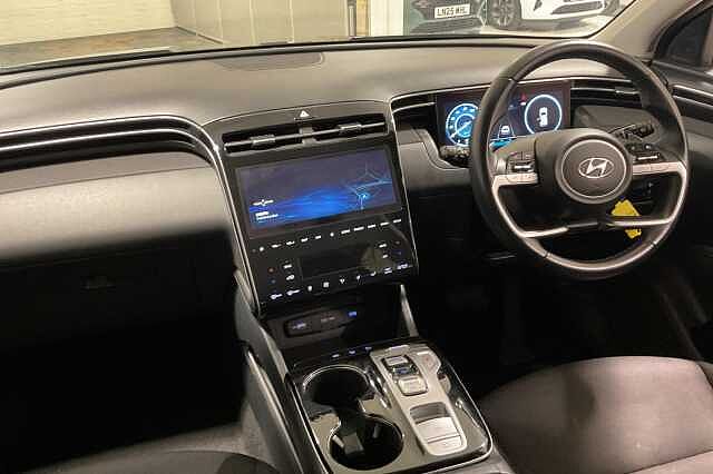 Hyundai TUCSON 1.6 TGDi Hybrid 230 SE Connect 5dr 2WD Auto Black