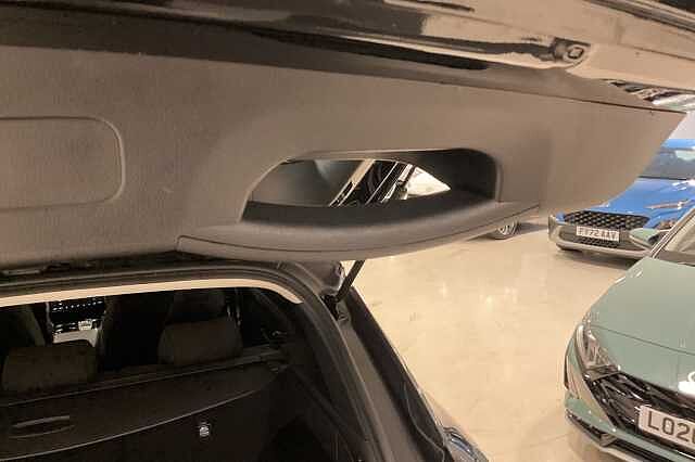 Hyundai TUCSON 1.6 TGDi Hybrid 230 SE Connect 5dr 2WD Auto Black