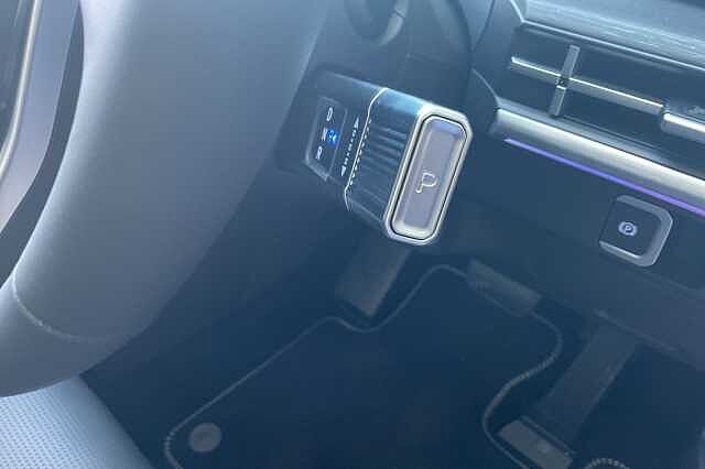 Hyundai SANTA FE 1.6 TGDi 239 Hybrid Ultimate 5dr Auto Silver