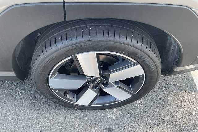 Hyundai SANTA FE 1.6 TGDi 239 Hybrid Ultimate 5dr Auto Silver