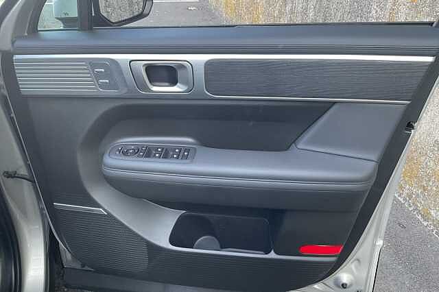 Hyundai SANTA FE 1.6 TGDi 239 Hybrid Ultimate 5dr Auto Silver