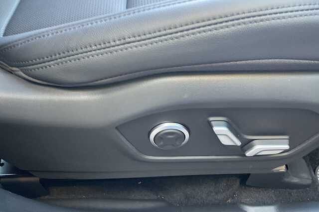Hyundai SANTA FE 1.6 TGDi 239 Hybrid Ultimate 5dr Auto Silver
