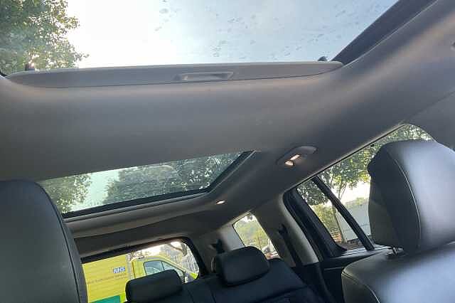 Hyundai SANTA FE 1.6 TGDi 239 Hybrid Ultimate 5dr Auto Silver