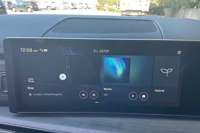 Hyundai SANTA FE 1.6 TGDi 239 Hybrid Ultimate 5dr Auto Silver