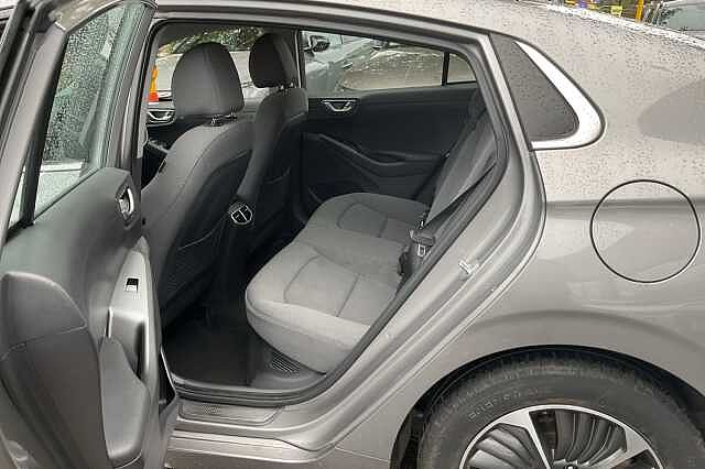 Hyundai IONIQ 1.6 GDi Plug-in Hybrid Premium 5dr DCT