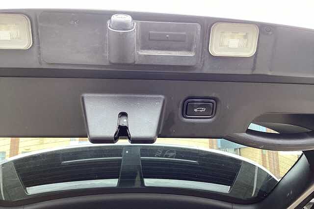 Hyundai IONIQ 5 E (217ps) Premium 73kWh RWD Black