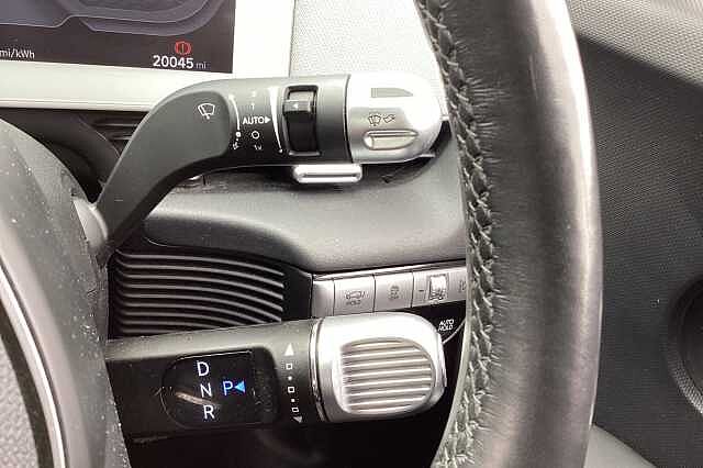 Hyundai IONIQ 5 E (217ps) Premium 73kWh RWD Black