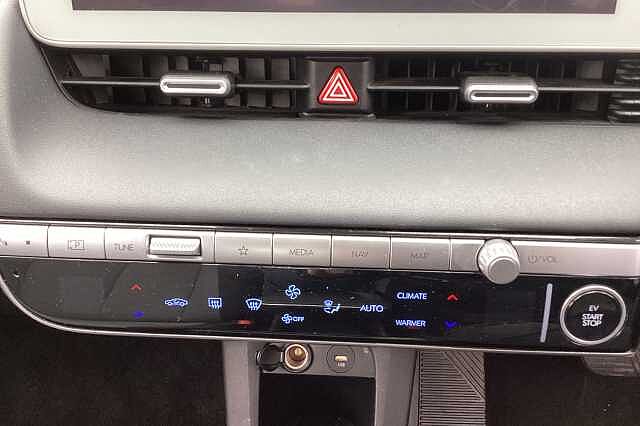 Hyundai IONIQ 5 E (217ps) Premium 73kWh RWD Black