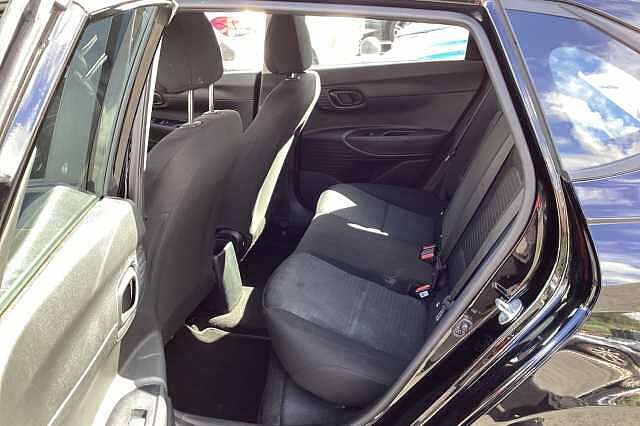 Hyundai I20 1.0 T-GDi 2022MY SE Connect Manual Black