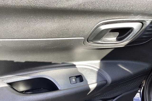 Hyundai I20 1.0 T-GDi 2022MY SE Connect Manual Black