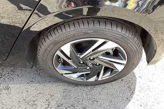 Hyundai I20 1.0 T-GDi 2022MY SE Connect Manual Black