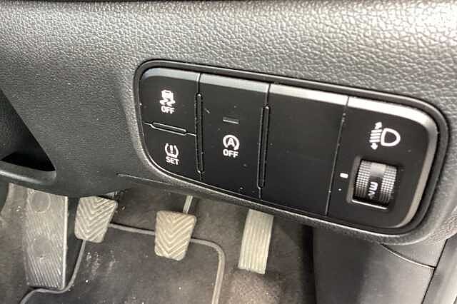 Hyundai I20 1.0 T-GDi 2022MY SE Connect Manual Black