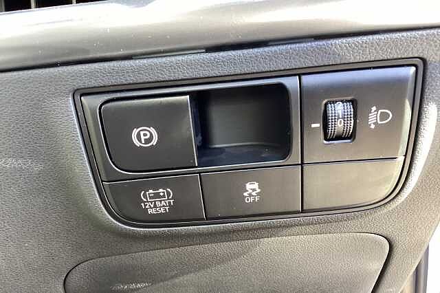 Hyundai TUCSON 1.6T Hybrid Advance 5dr Auto White