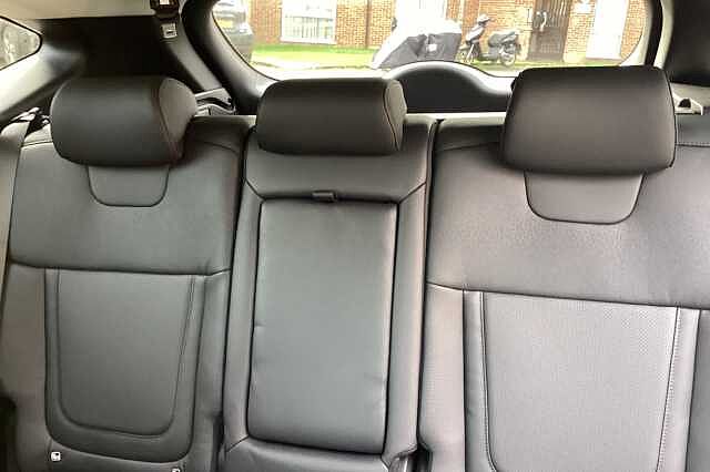 Hyundai TUCSON 1.6T Plug-in Hybrid Ultimate 5dr Auto White