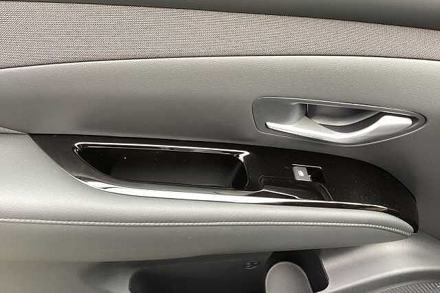 Hyundai TUCSON 1.6T Plug-in Hybrid Ultimate 5dr Auto White