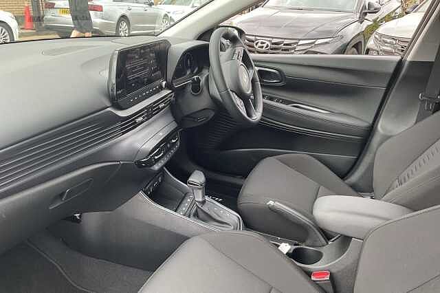 Hyundai BAYON 1.0 TGDi [90] Tech Line 5dr DCT Black