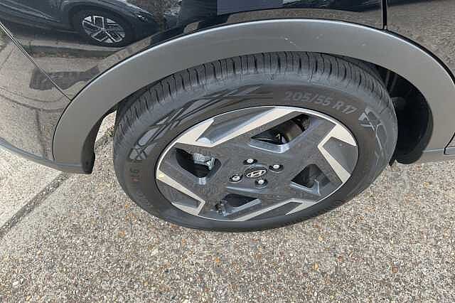 Hyundai BAYON 1.0 TGDi [90] Tech Line 5dr DCT Black