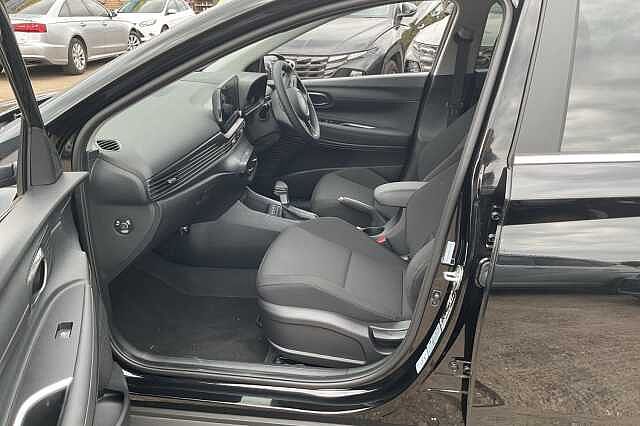 Hyundai BAYON 1.0 TGDi [90] Tech Line 5dr DCT Black