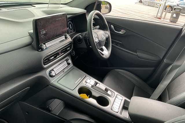 Hyundai KONA 150kW Ultimate 64kWh 5dr Auto Black