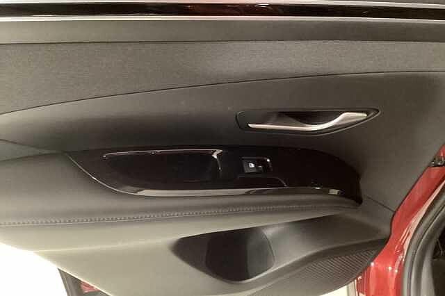 Hyundai TUCSON 1.6 T-GDi 2021MY SE Connect Red