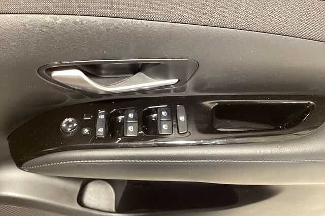 Hyundai TUCSON 1.6 T-GDi 2021MY SE Connect Red