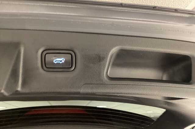 Hyundai SANTA FE 1.6 TGDi Hybrid Ultimate 5dr Auto