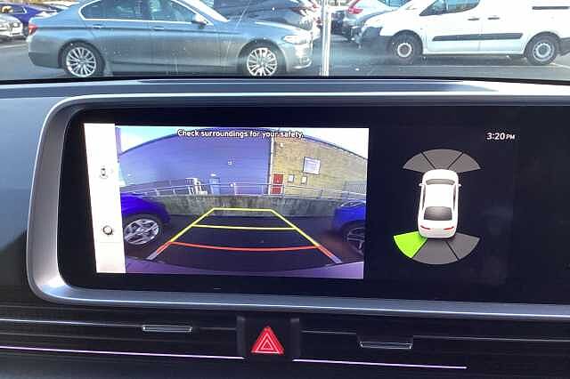 Hyundai IONIQ 6 E (325ps) Premium 77kWh (Dual Motor) AWD