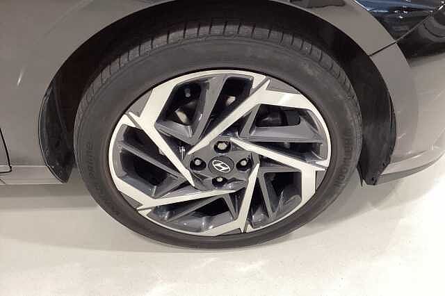 Hyundai I20 1.0T GDi 48V MHD Premium 5dr DCT Black