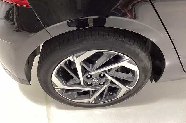 Hyundai I20 1.0T GDi 48V MHD Premium 5dr DCT Black