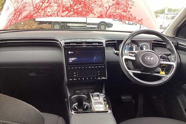 Hyundai TUCSON 1.6 TGDi Hybrid 230 SE Connect 5dr 2WD Auto Red